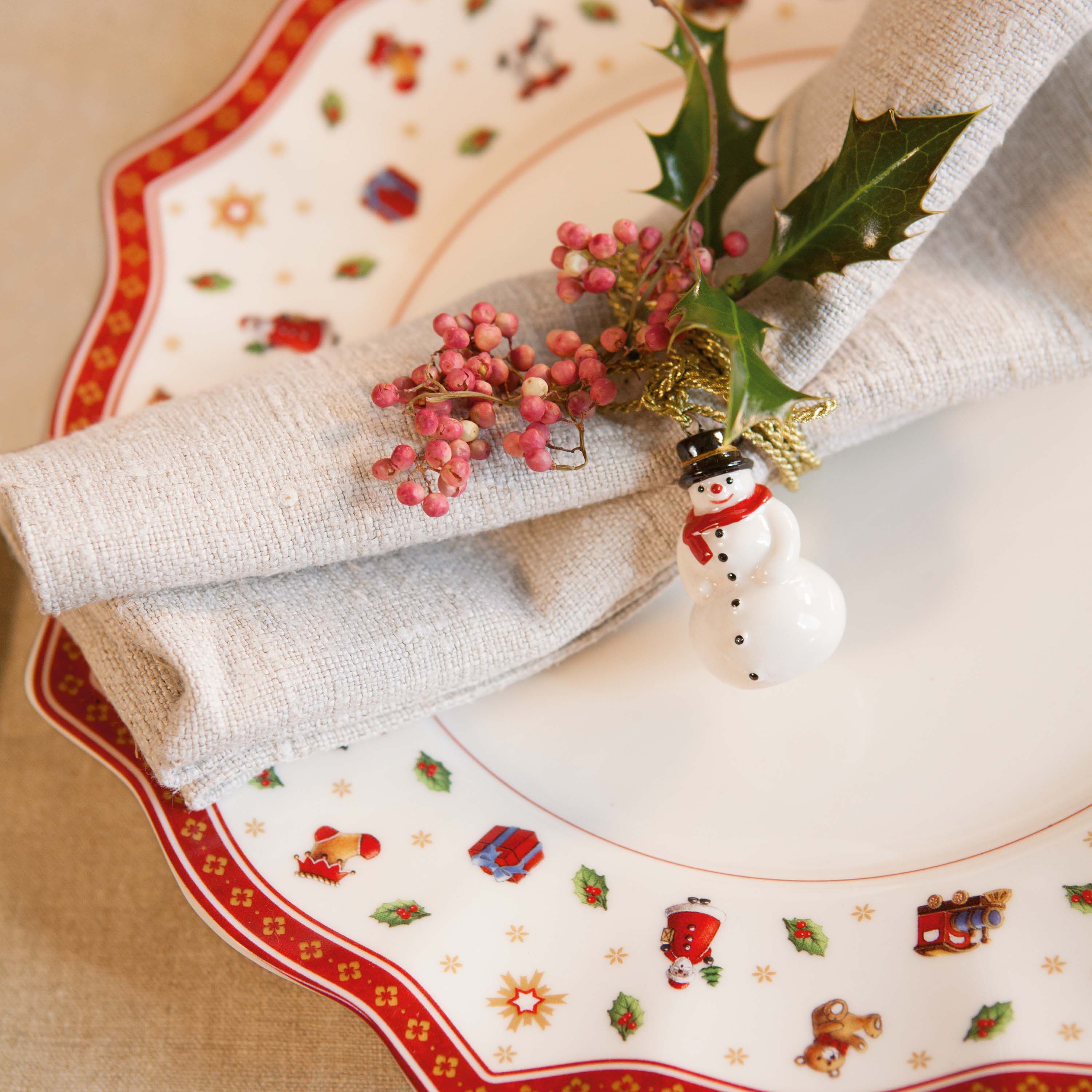 Toy's Delight Dinner plate Red, 11.2'', Premium Porcelain