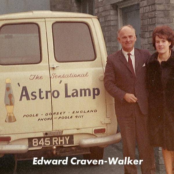 Mathmos Astro Lavalampe in Kupfer | Britische Erfinder des Designklassikers von 1963 | Lavalampen in Violett und Rot | Handgefertigt in Großbritannien nach höchsten Sicherheitsstandards