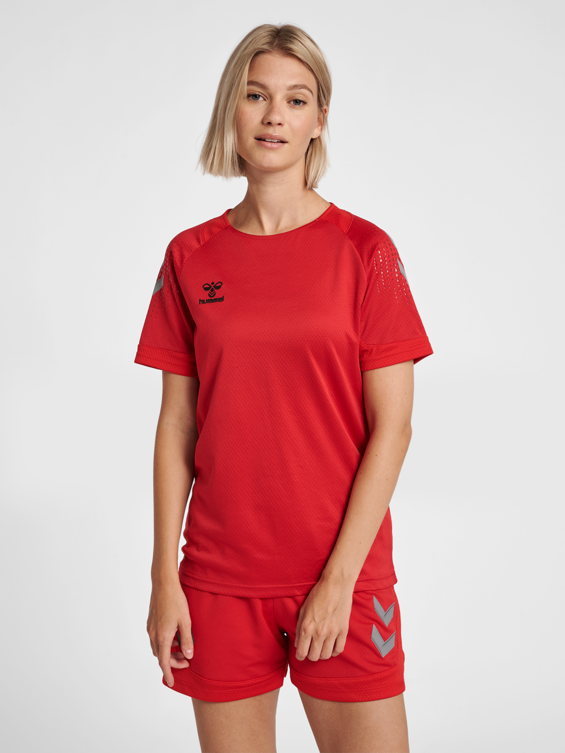 hmlLEAD WOMENS S/S POLY JERSEY