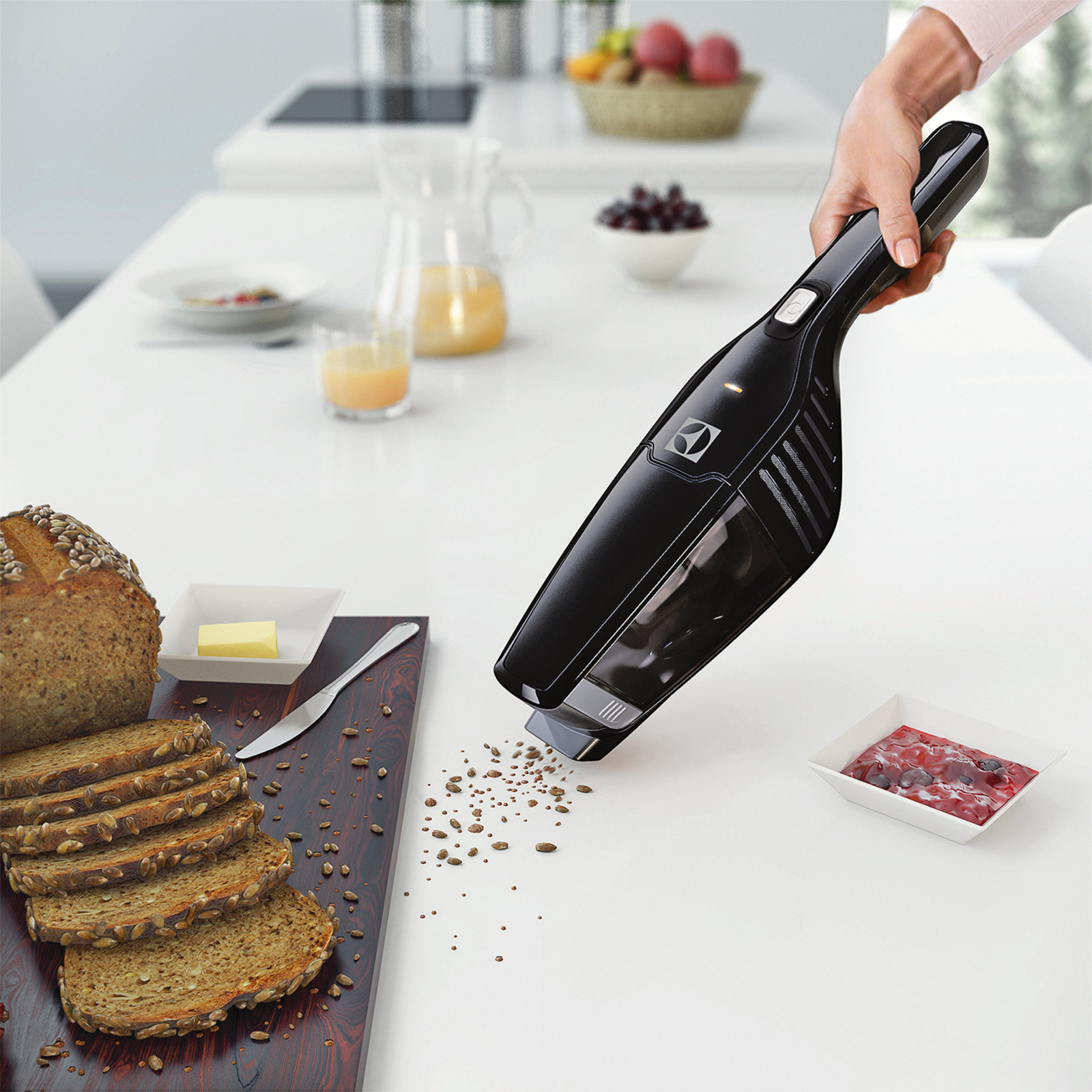 Electrolux Besen Sauger EERC7, schwarz