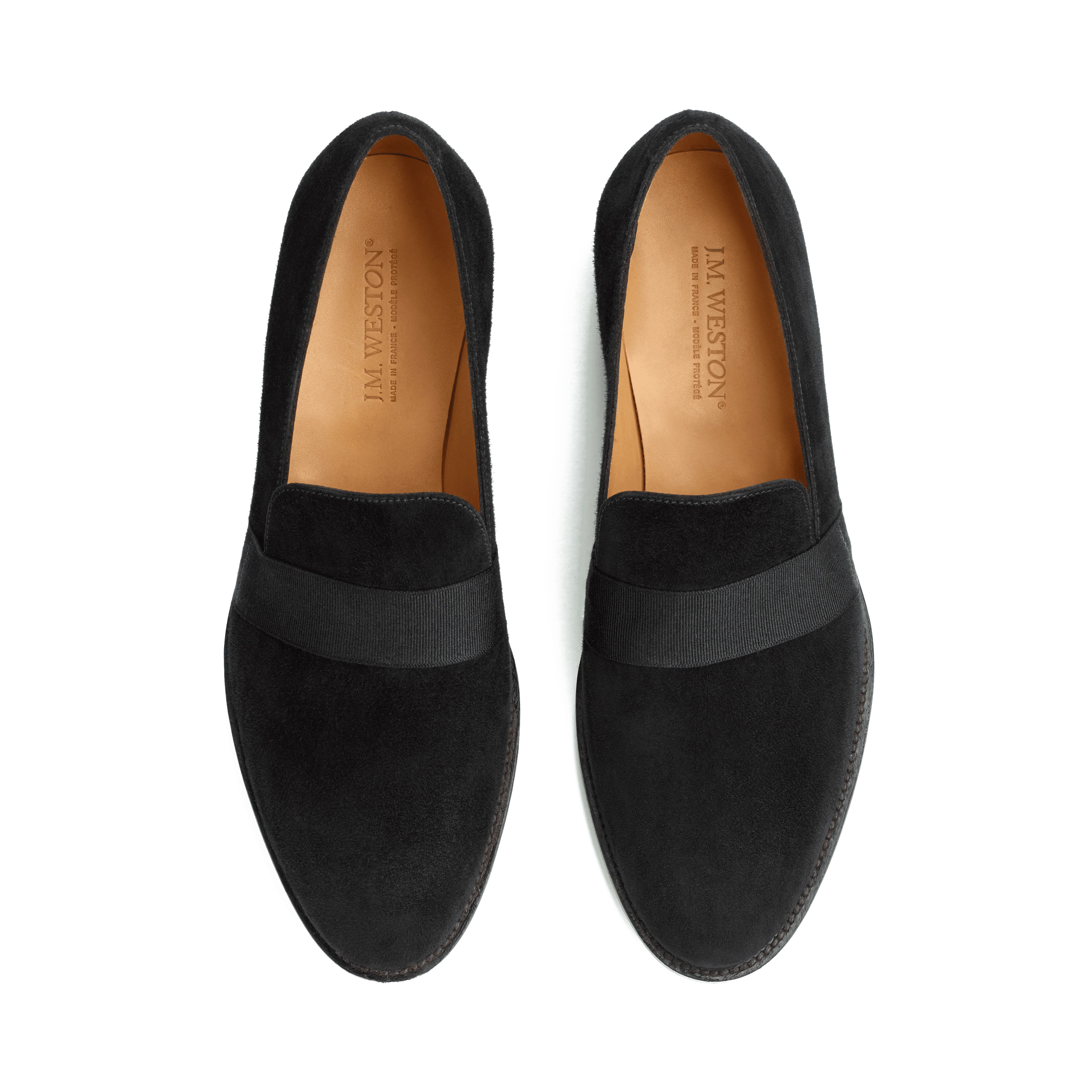 Mocassin smoking
