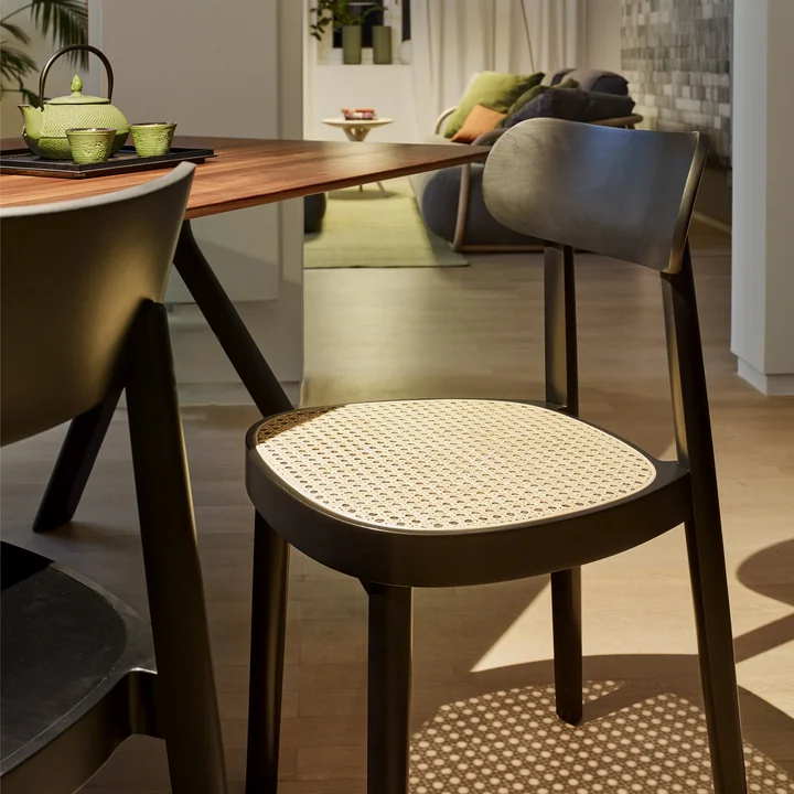 Thonet - 118 Stuhl, Rohrgeflecht mit Kunststoffstützgewebe / Buche olivgrün gebeizt (RAL 6003)