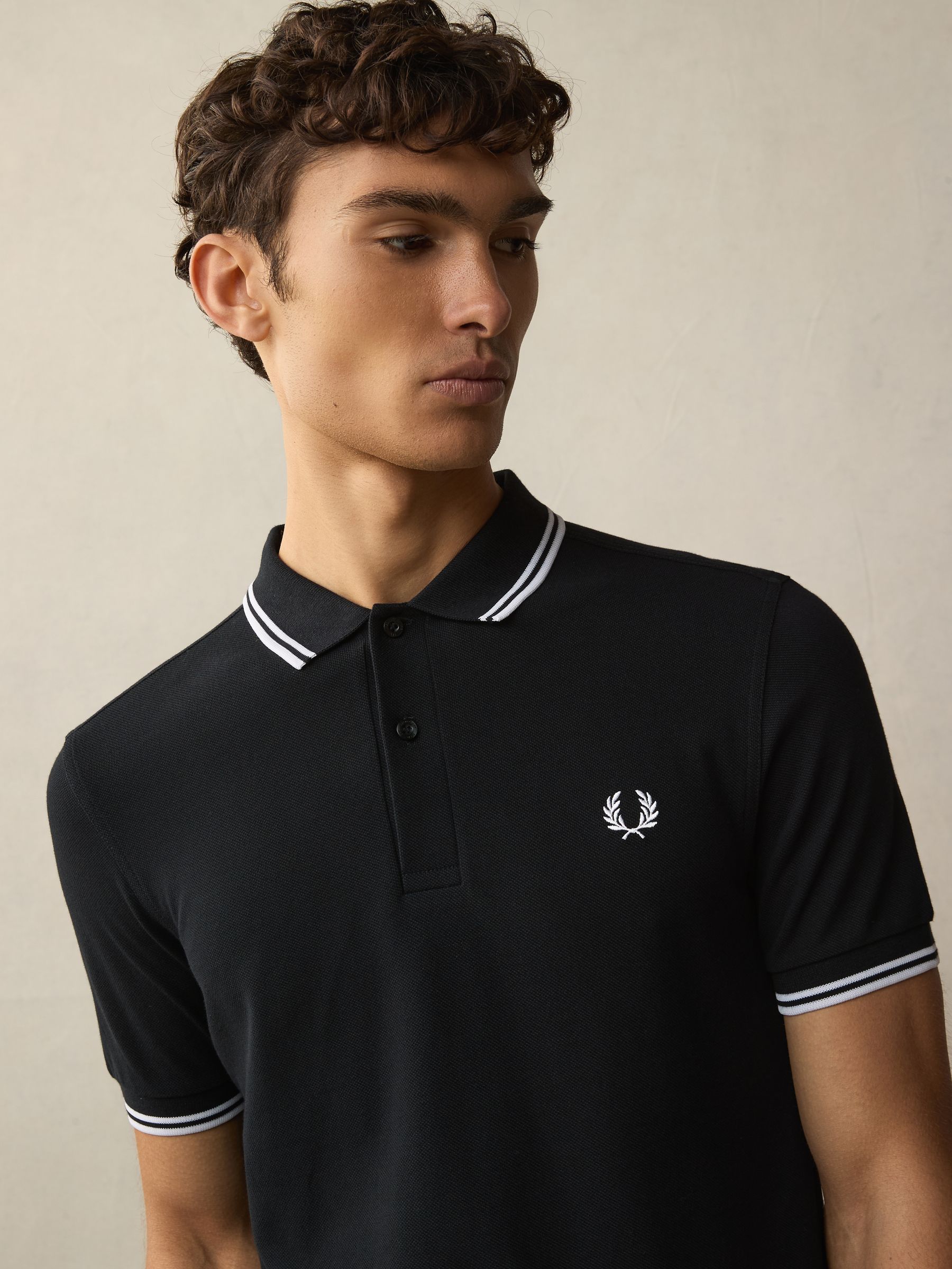 Zwart/wit - Fred Perry poloshirt met gestreepte rand