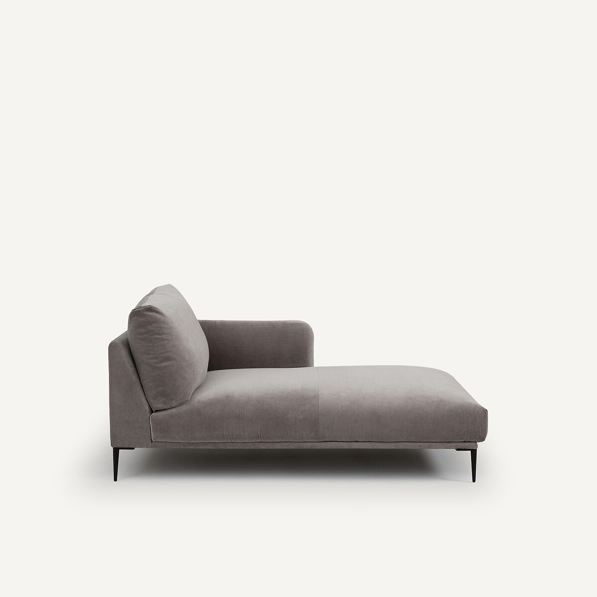 AM.PM<br>Cadeira longa com acabamento stonewashed, design Oscar E.Gallina