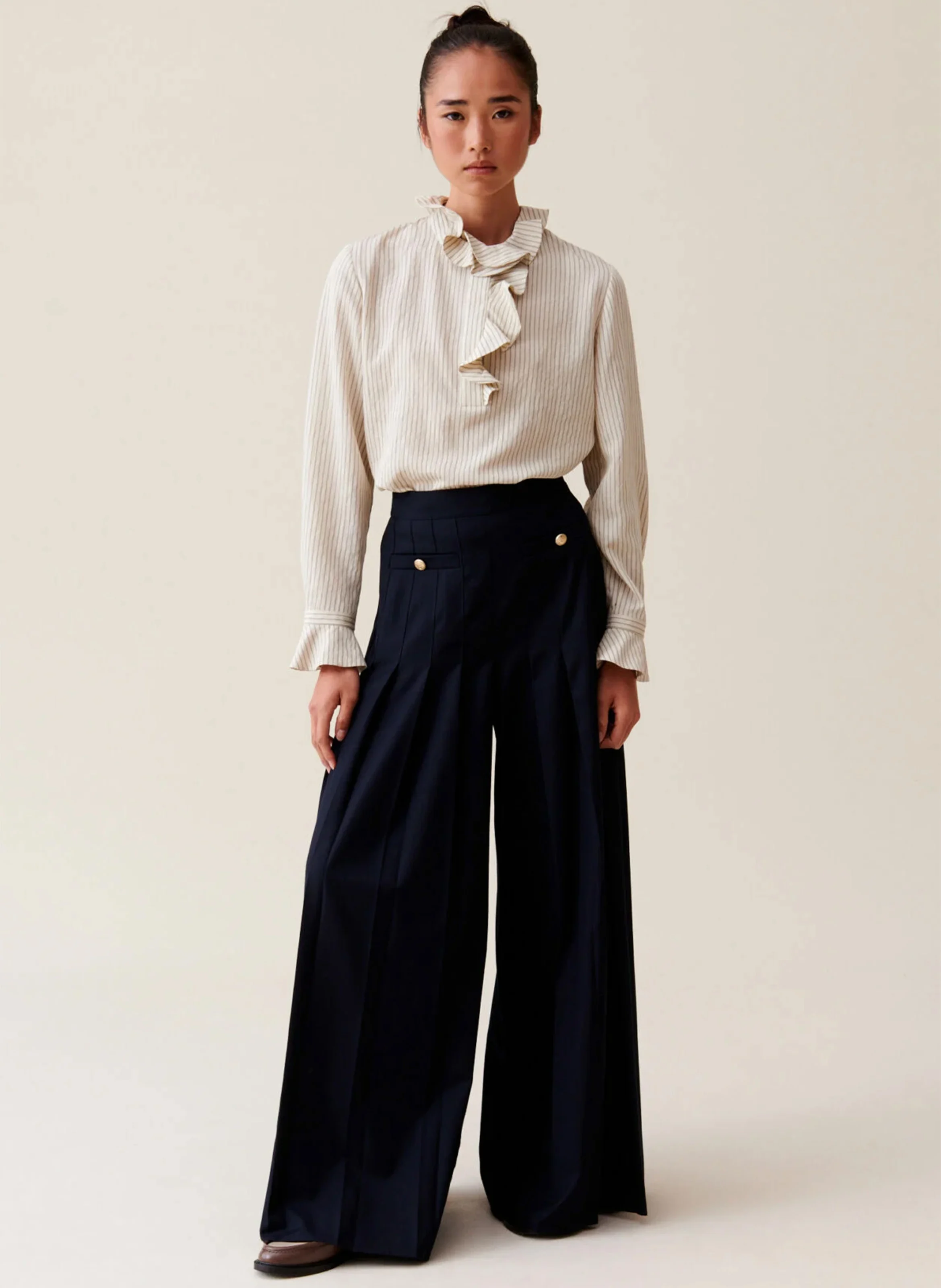 Blouse rayée à volants multiples | Beige