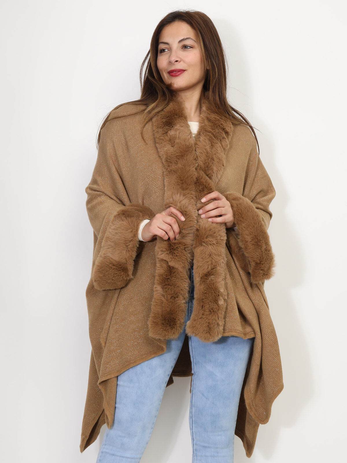 Gilet en maille et fausse fourrure- Camel
