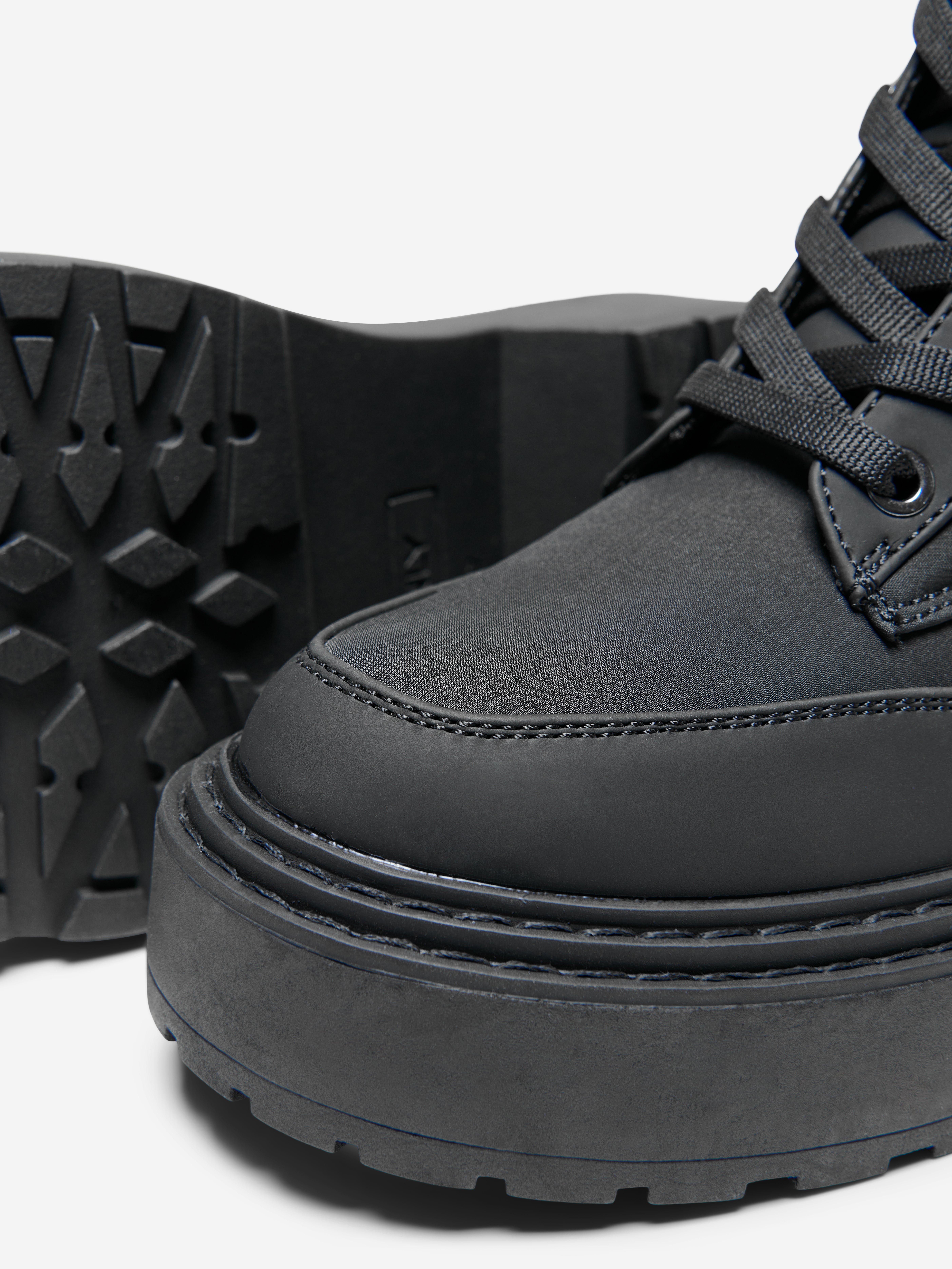 ONLBOSSI-4 Stiefel Black