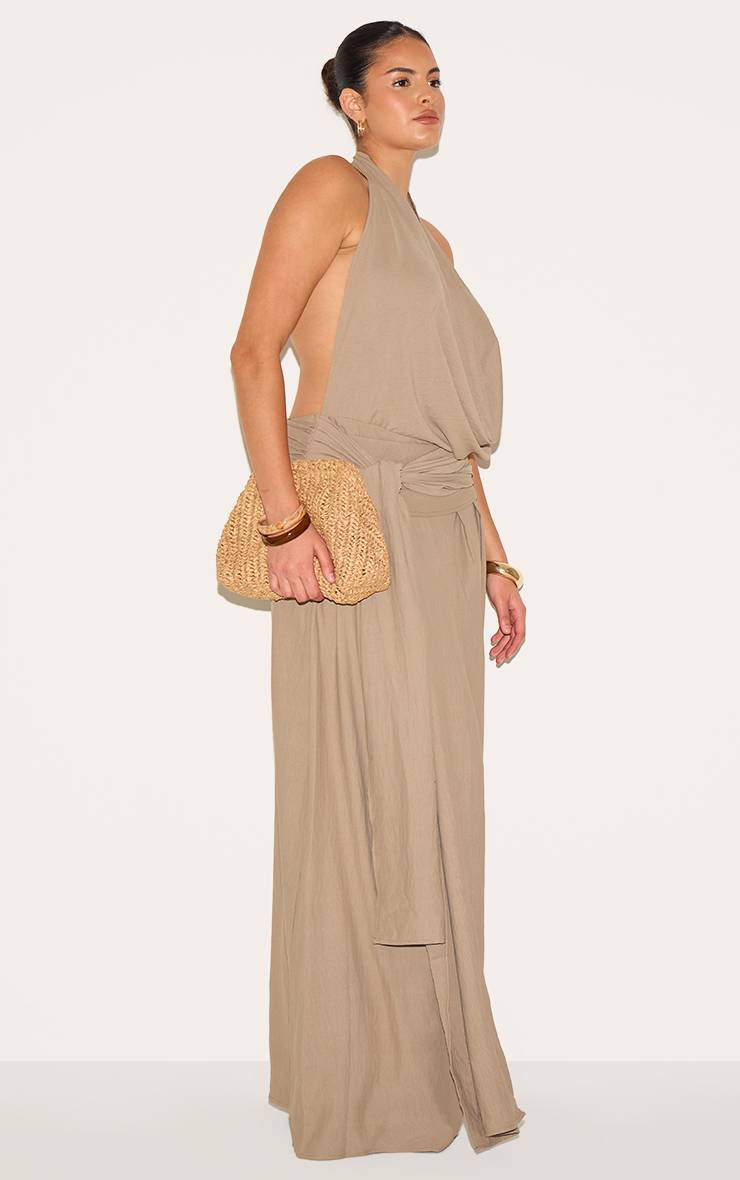 Champignon Robe Maxi Grande Taille En Tissu Tissé Avec Col Bénitier Et Dos Échancré