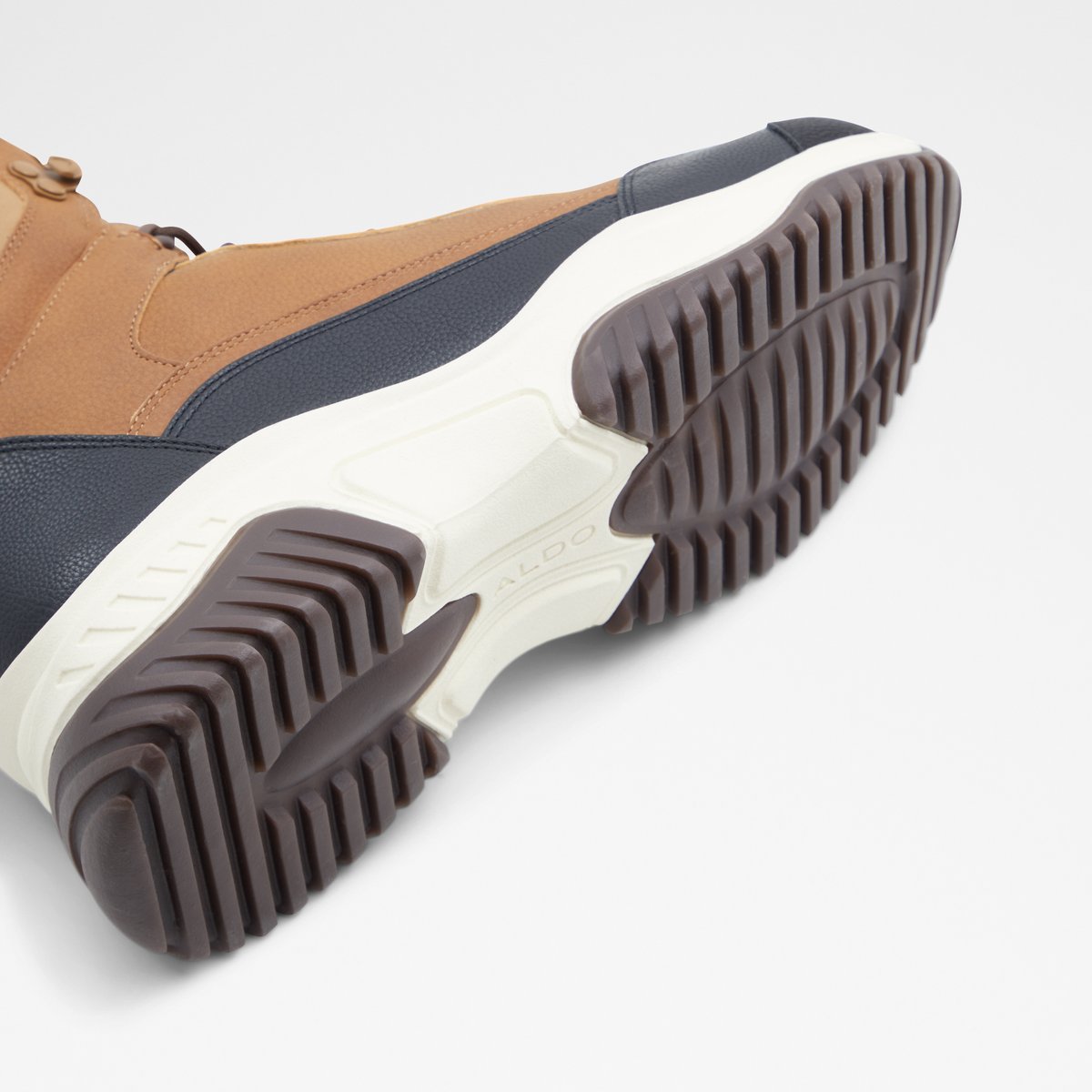 Mountrock Light Brown Men Casual boots