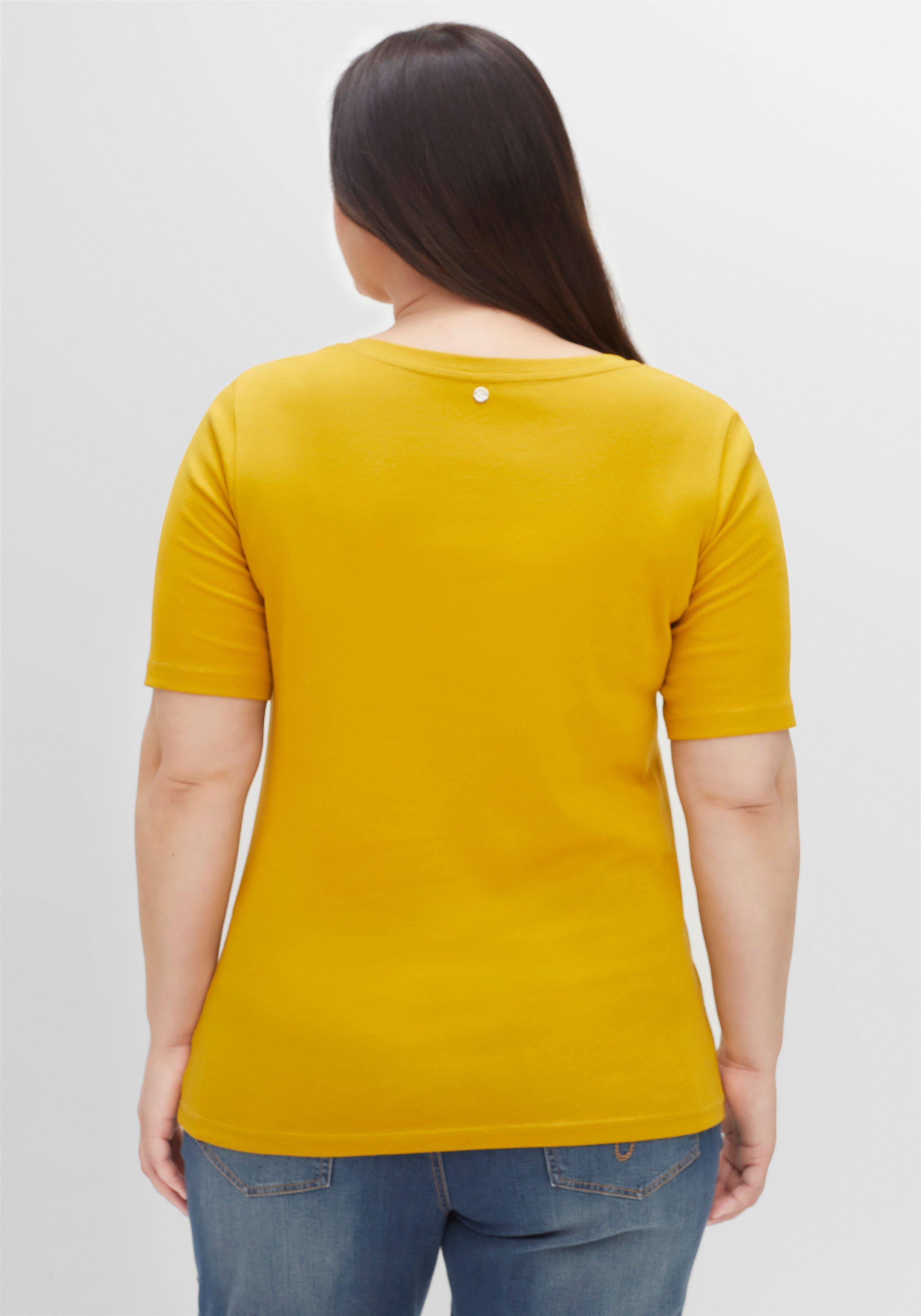 Shirt in Rippstruktur, mit Knopfleiste