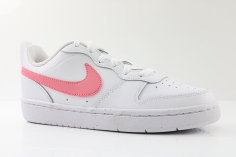 Nike Sneaker