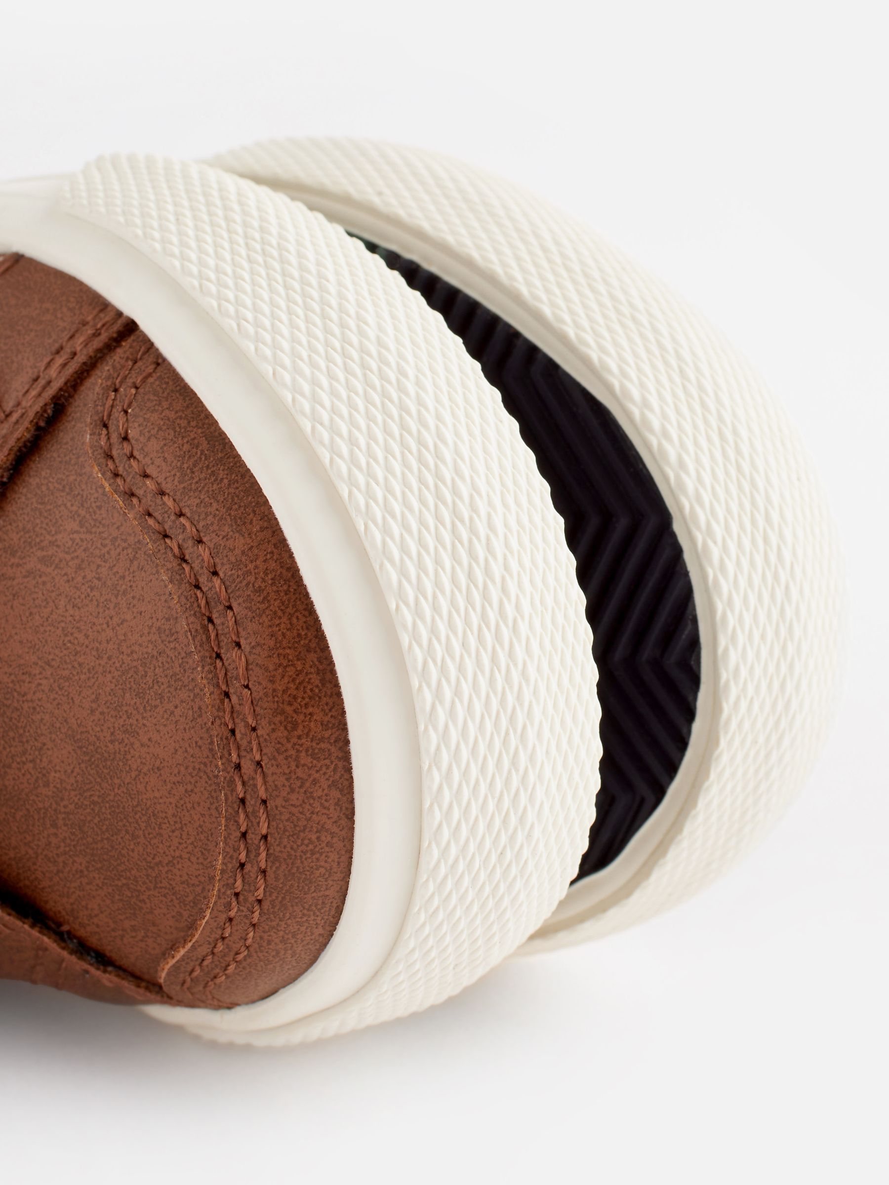 Lichtbruin - Sneakers met twee klittenbandjes