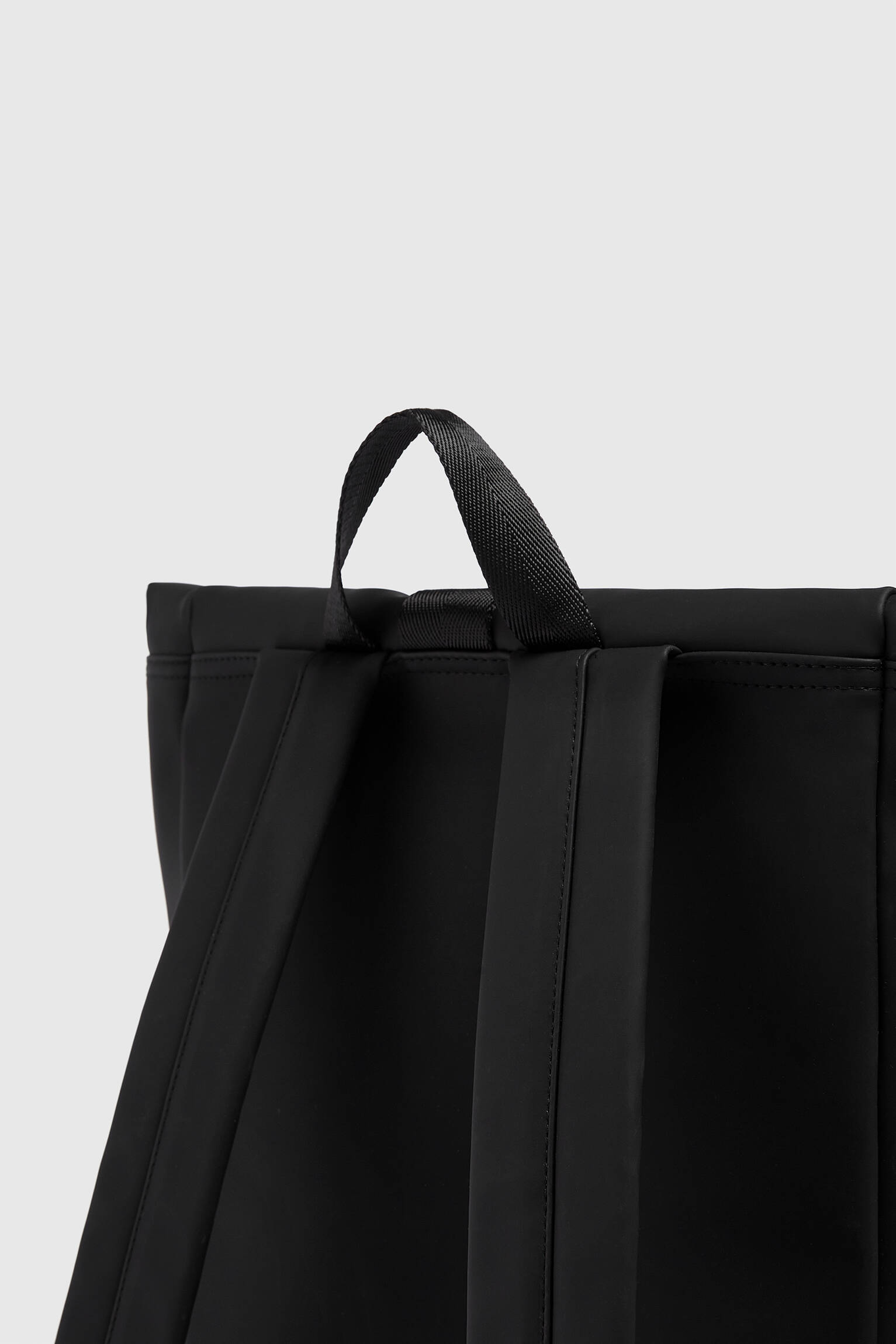 MOCHILA URBANA - PRETA