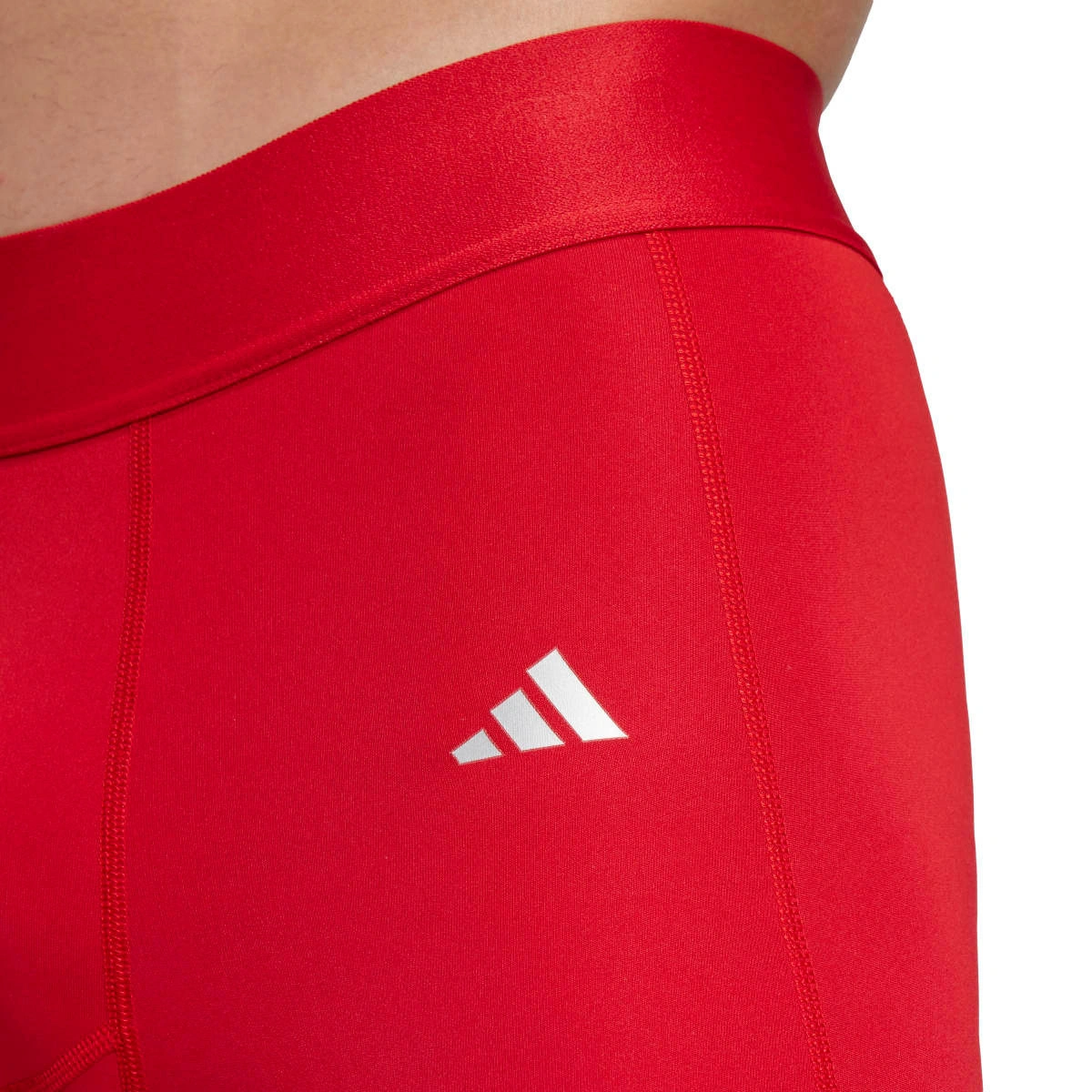 Leggings curtas adidas Techfit