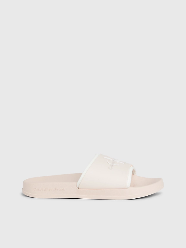 Chinelo com logotipo