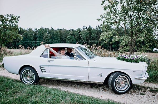 Oldtimer Ford Mustang mieten Krummennaab