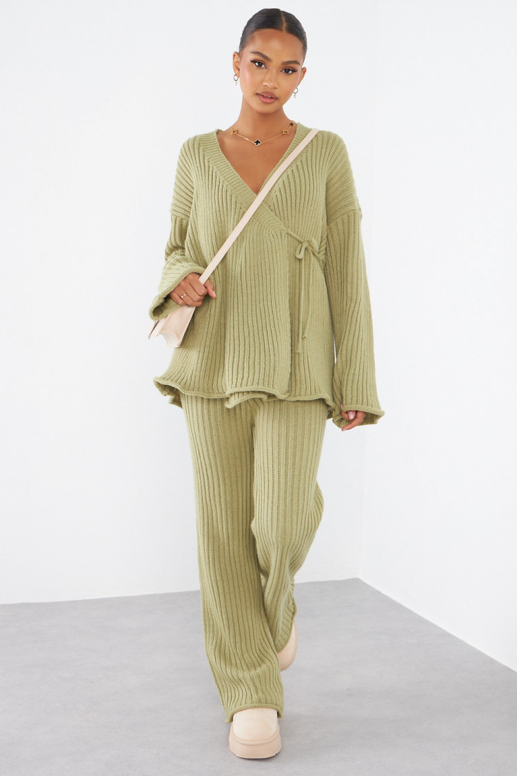 Ensemble 2 pièces gilet croisé + pantalon vert en maille