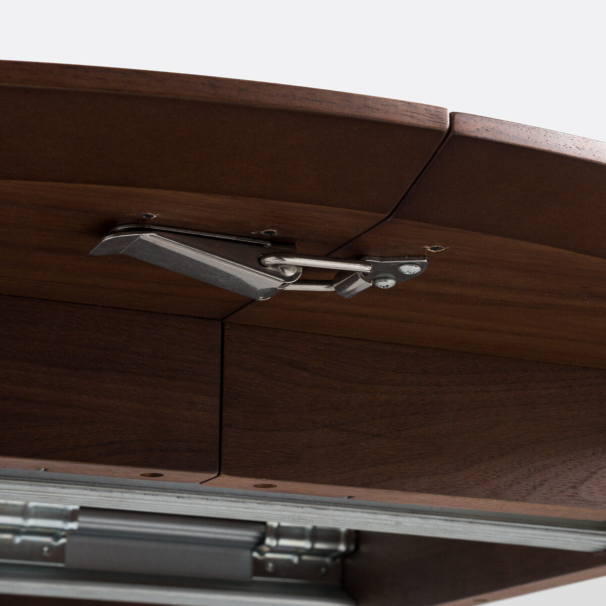 LA REDOUTE INTERIEURS<br>Mesa extensível de nogueira, 4 a 8 pessoas Tioga