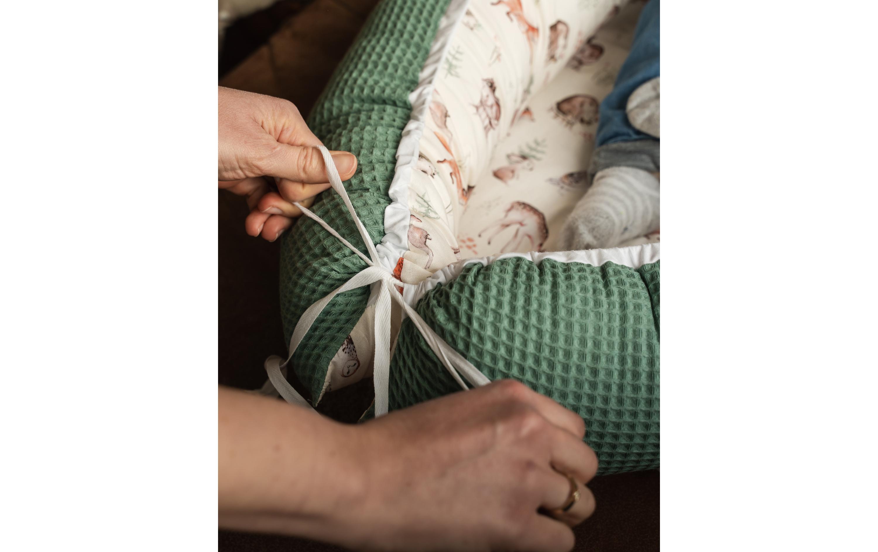 Babynest Cocoon Waldfreunde 55 x 95 cmGemütliches Babynest für Neugeborene, 100% Oekotex, Made in EU