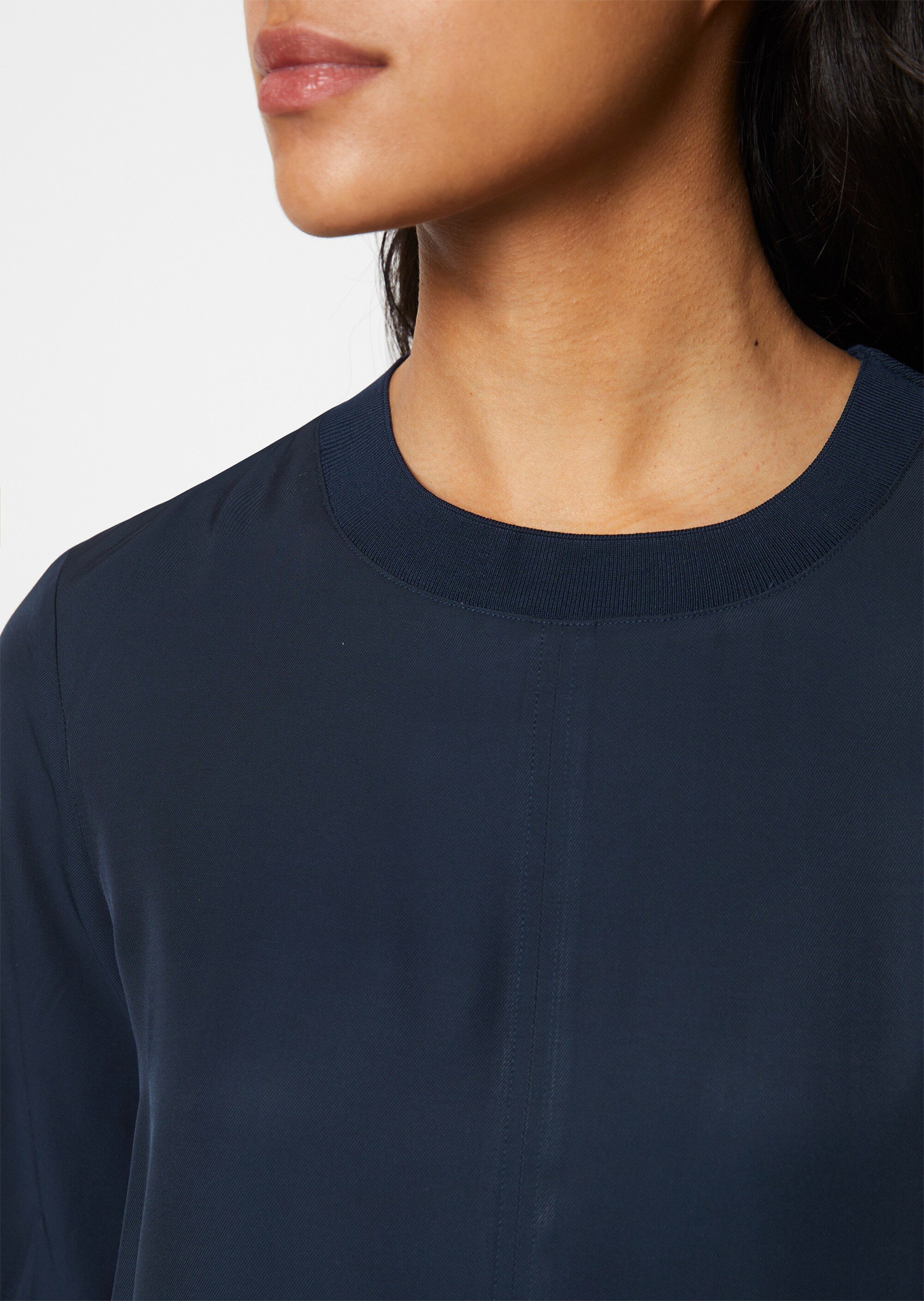 Kleid relaxed aus Cupro-Viskose-Mix