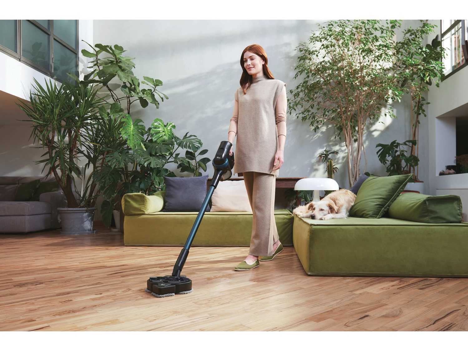 ASPIRADOR VERTICAL HOOVER HF4P10YP 011 PLUS HYDRO PET