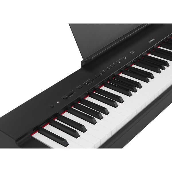 Yamaha P-225 B Bag Bundle