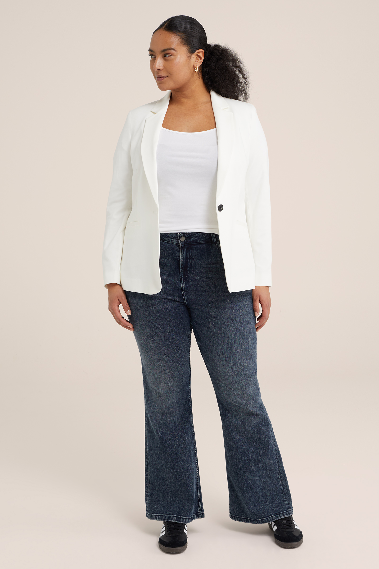 getailleerde jersey stretch blazer -  Curve WE Fashion Wit