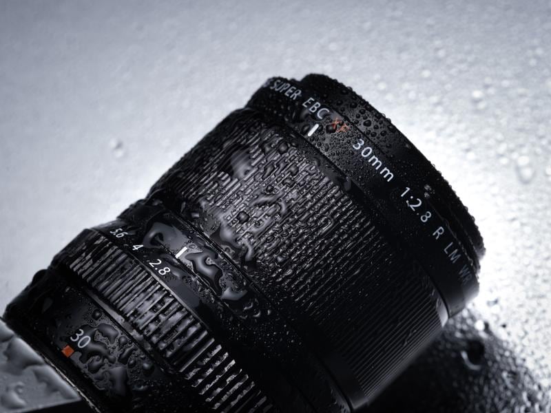 Fujifilm Festbrennweite FUJINON XF 30mm F/2.8 R LM WR Macro Kompakte Festbrennweite für Nahaufnahmen mit Abbildungsmassstab 1:1