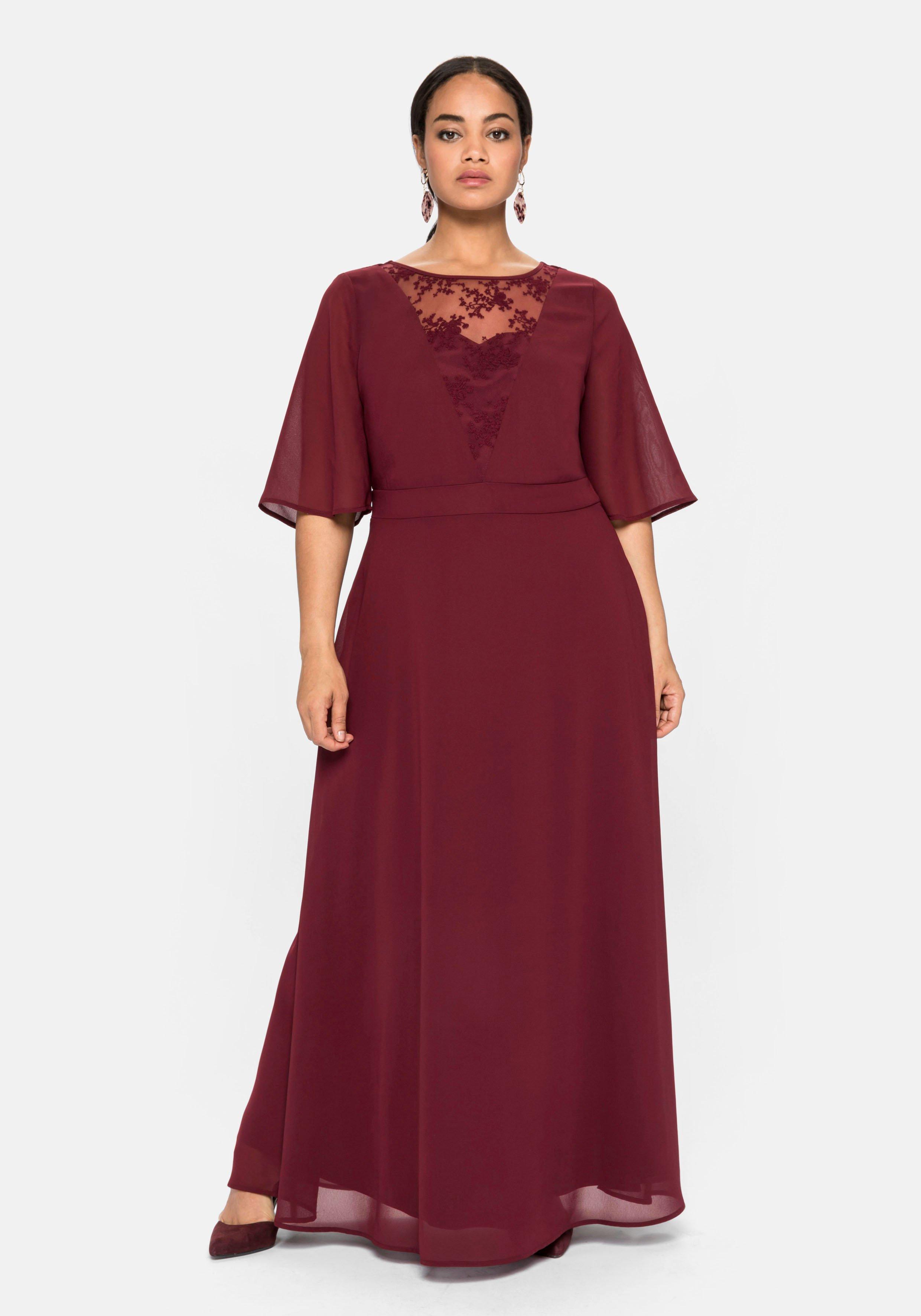 Abendkleid aus Chiffon, mit Spitzen-Einsatz