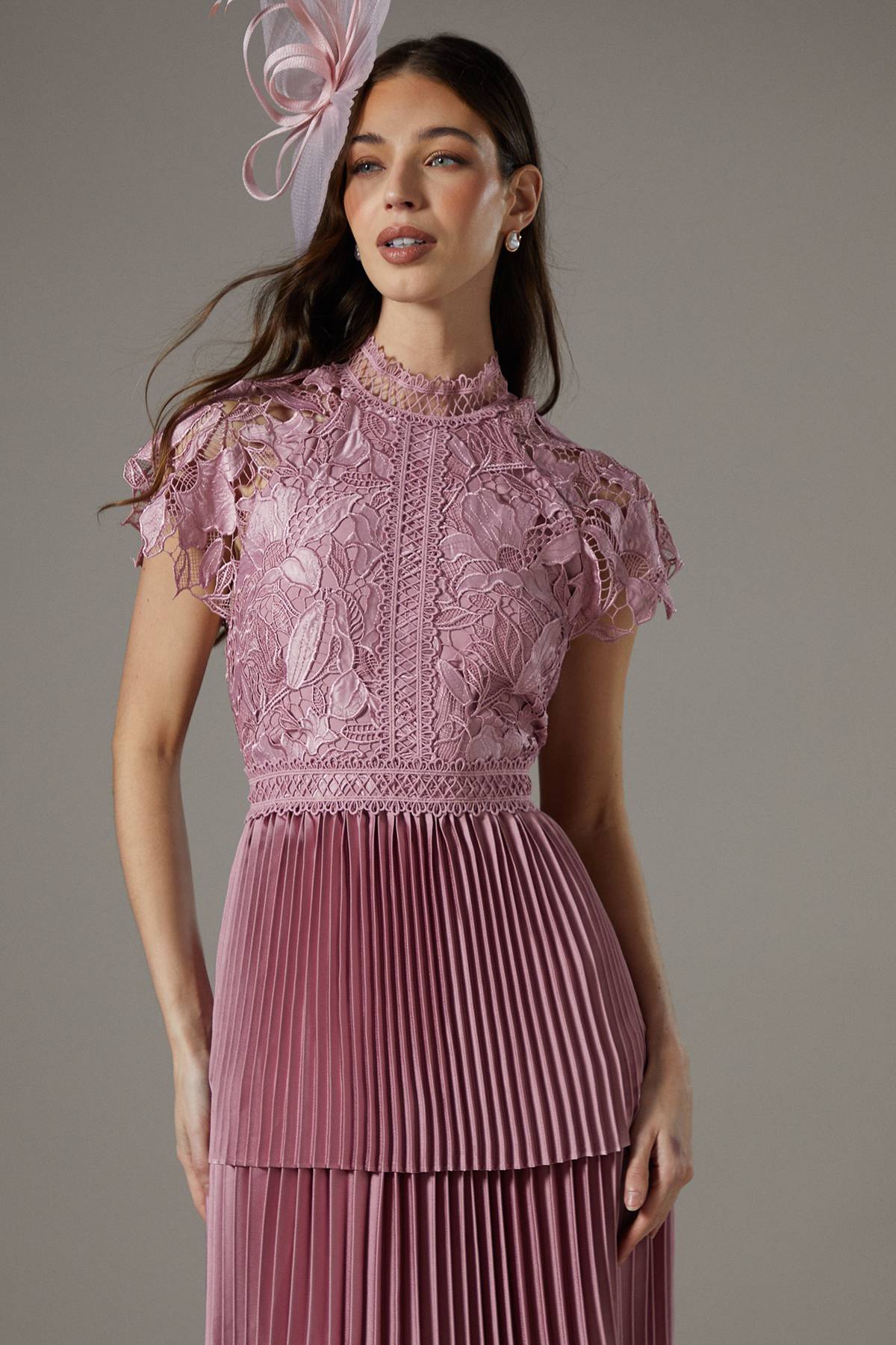 Coast Robe Étagée en Dentelle Satinée