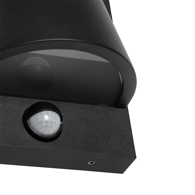 QAZQA Buiten wandlamp zwart IP44 met bewegingsmelder - Femke