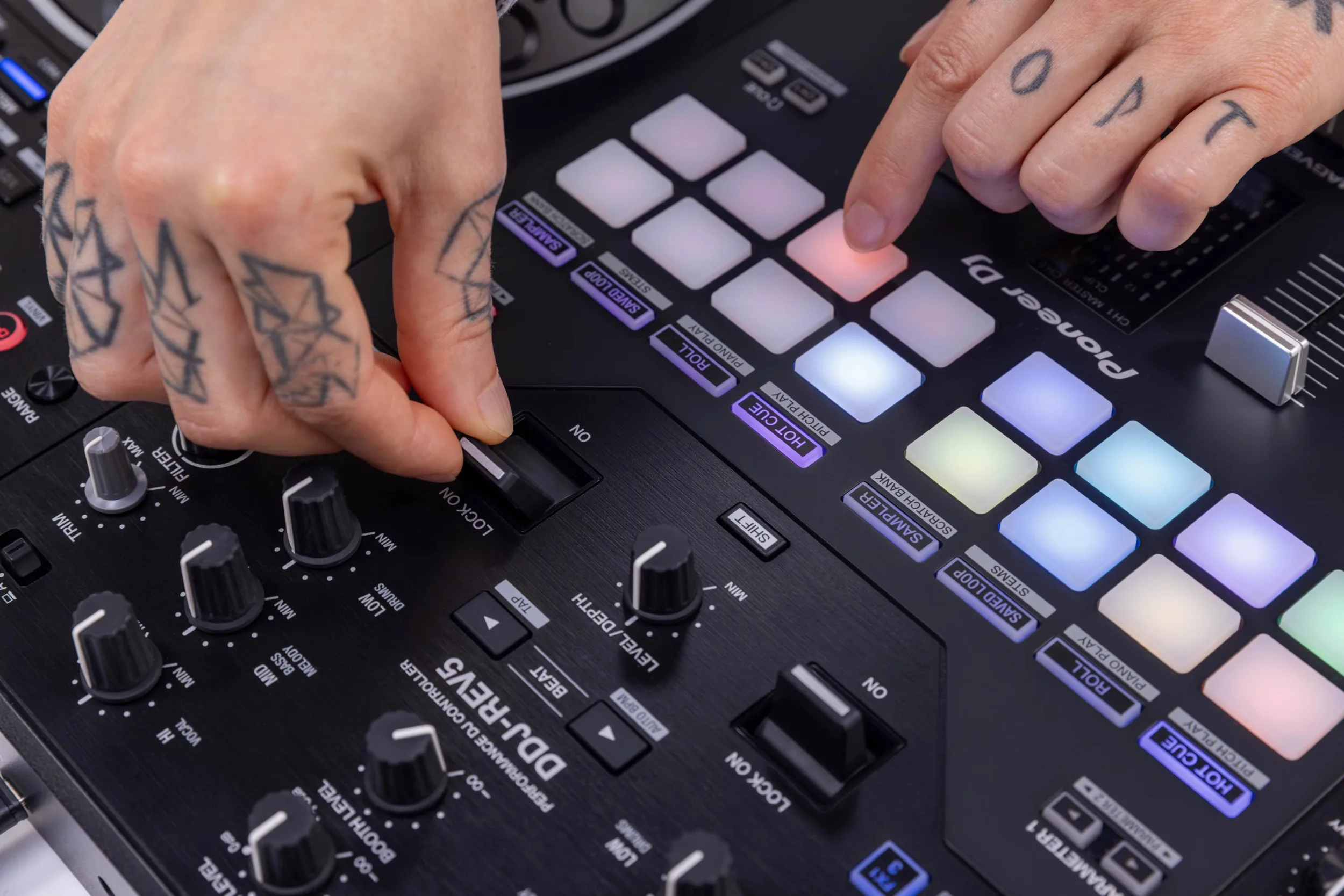 Pioneer DJ DDJ-REV5 Contrôleurs DJ