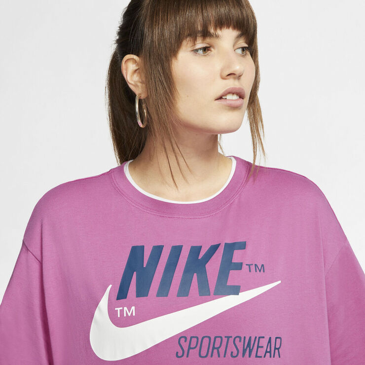 Nike Sportswear Icon Clash T Shirt Pink