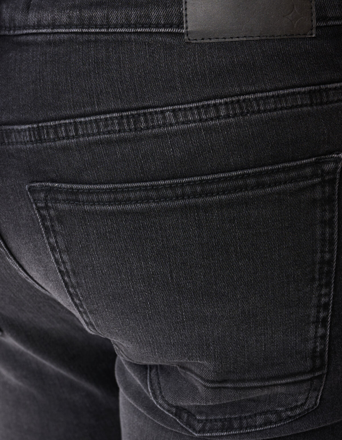 Slim Fit Jeans Washed Black L32