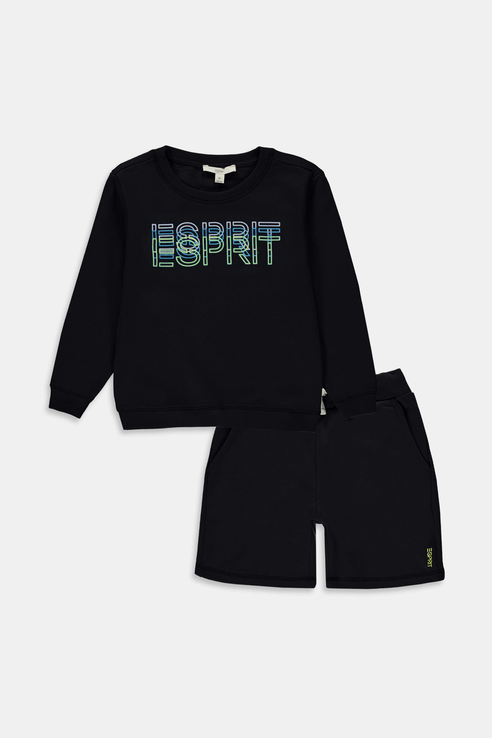 Lot mixte : sweat-shirt et short