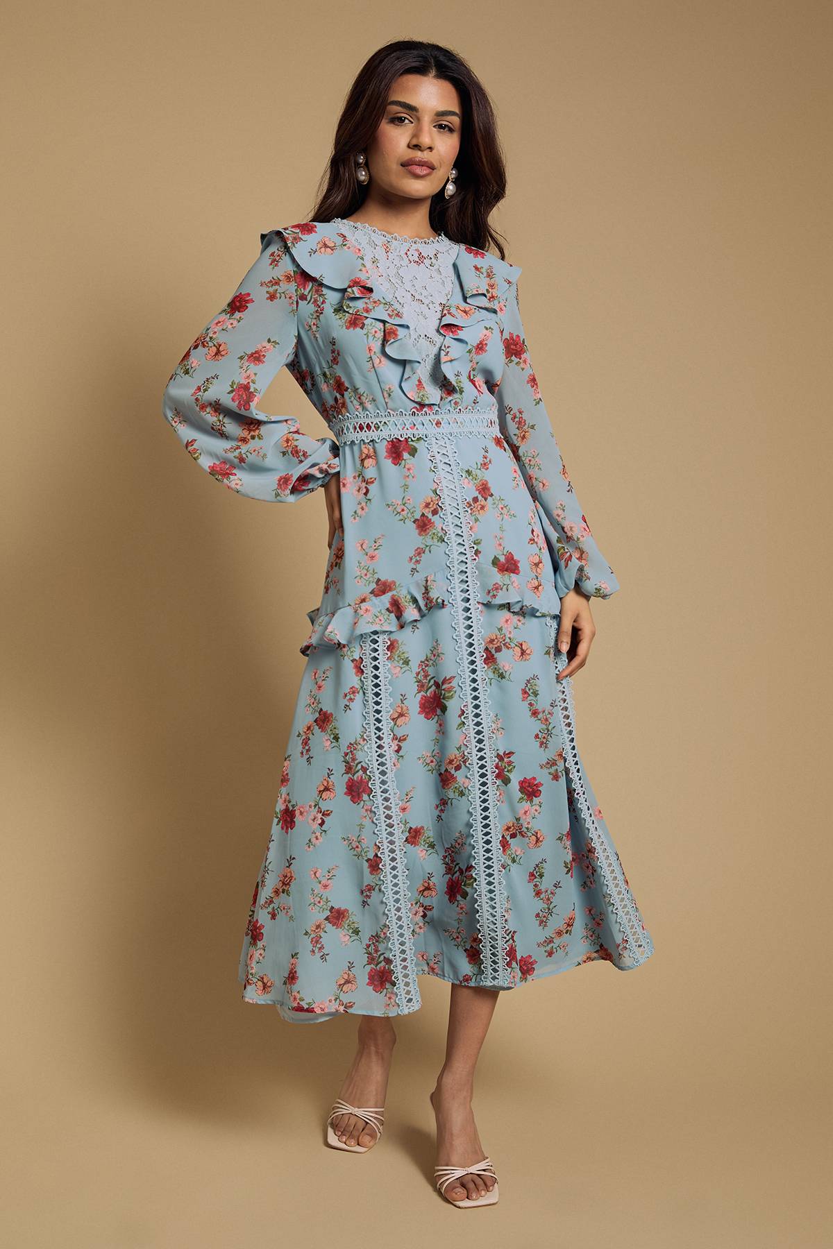 Oasis Robe Midi En Mousseline Imprimée Avec Détails De Dentelle Et Volants Pour Petite Taille