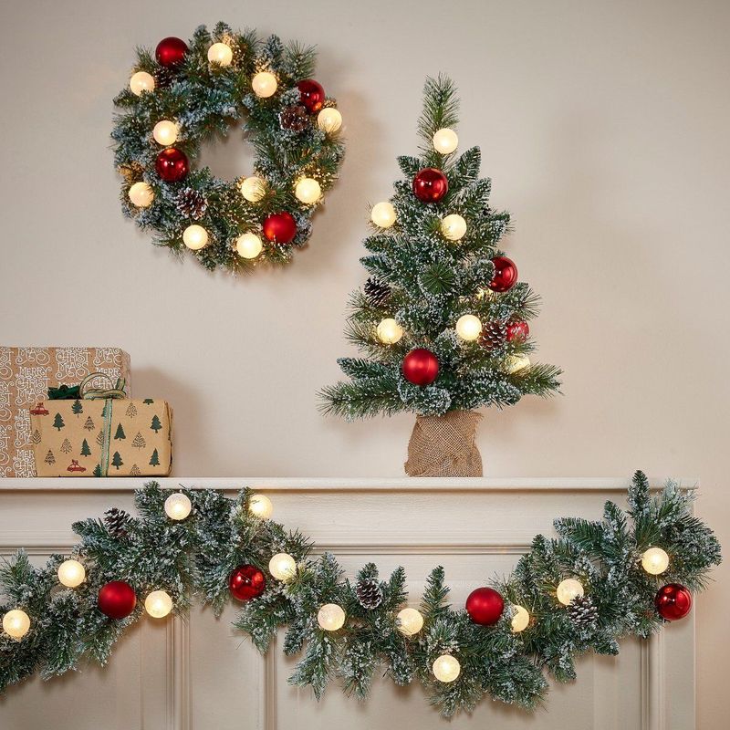 Kerstboom - Kunst - Groen - 60 cm - Inclusief LED Lampjes en Versiering