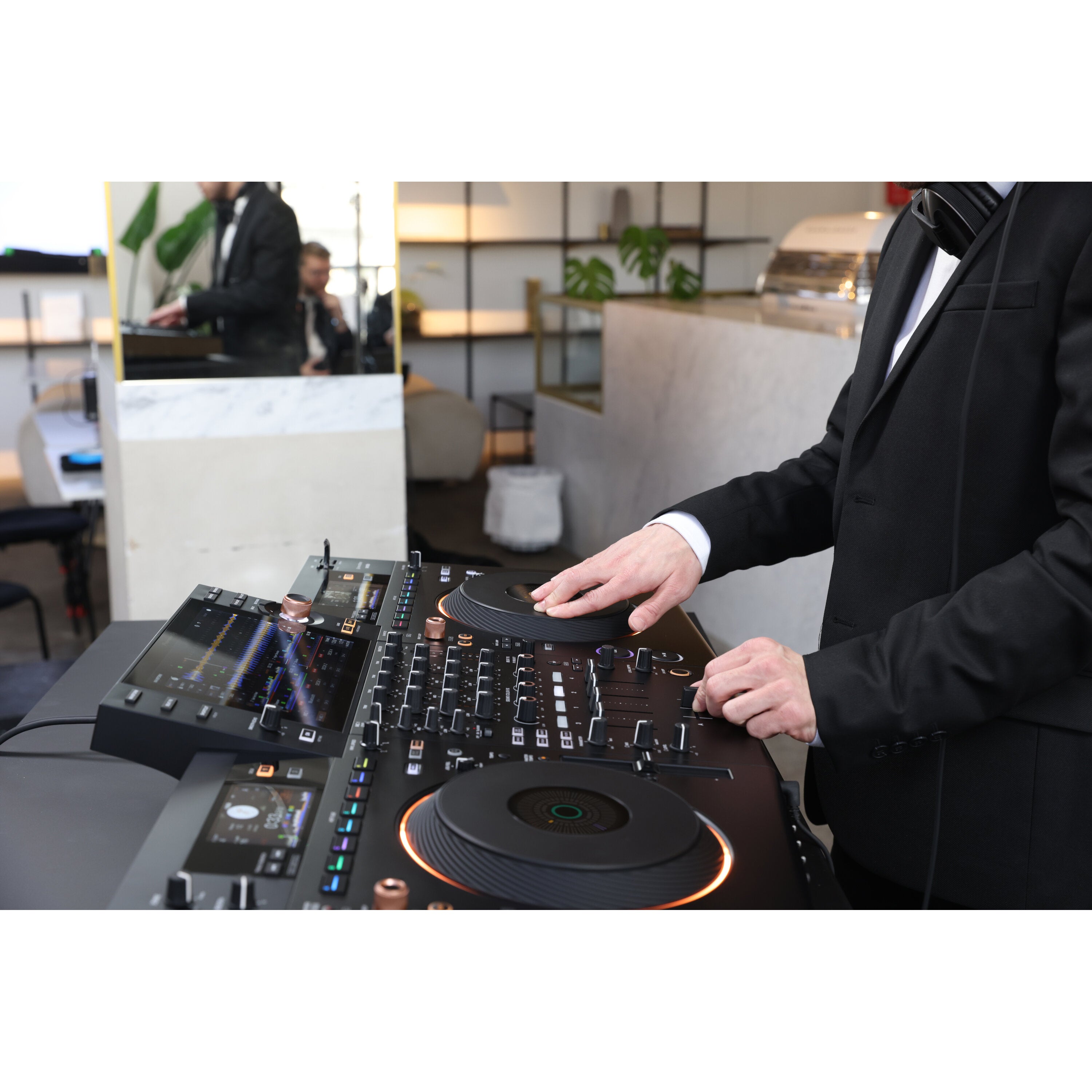 Pioneer DJ OPUS-QUAD all-in-one DJ-controller