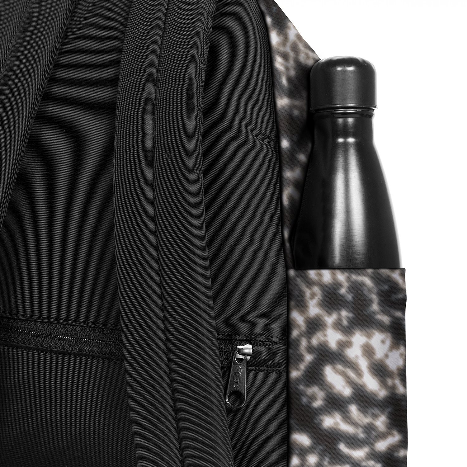 Eastpak Day Pak'R volcamo black