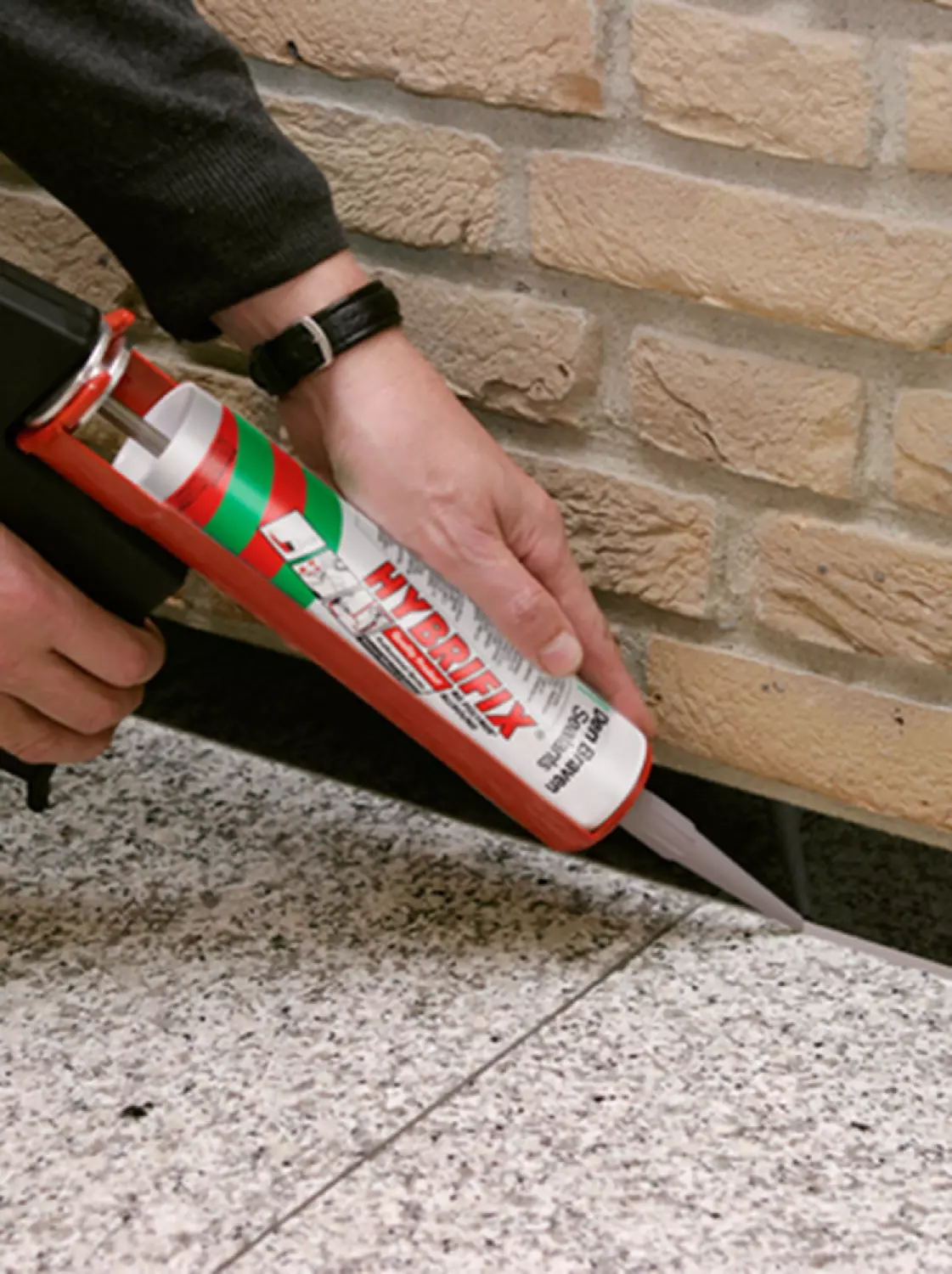 Zwaluw Den Braven 10620600 Hybrifix Lijmkit - Zwart - 290ml in koker
