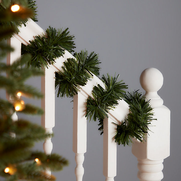 Guirlande de noël coloris vert finition brillante longueur 2 m