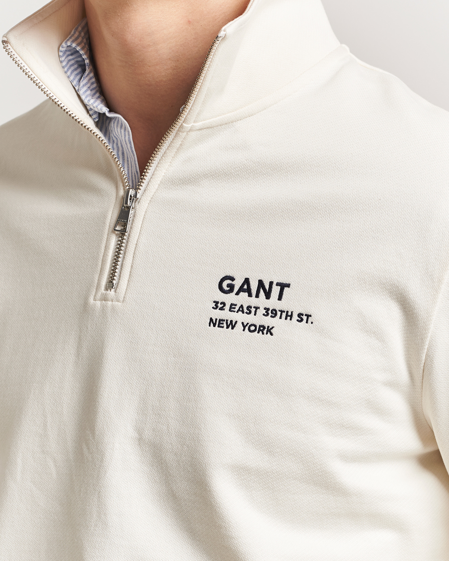 GANT Script Graphic Half Zip Sweater Cream