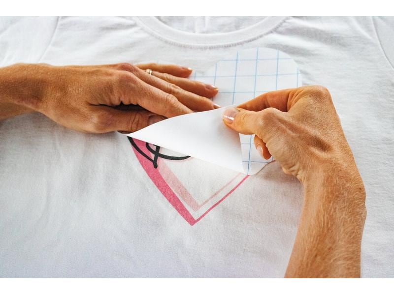 HERMA Aufbügelfolie A4, 10 Stück, Weiss T-Shirt-Folie für helle und weisse Textilien