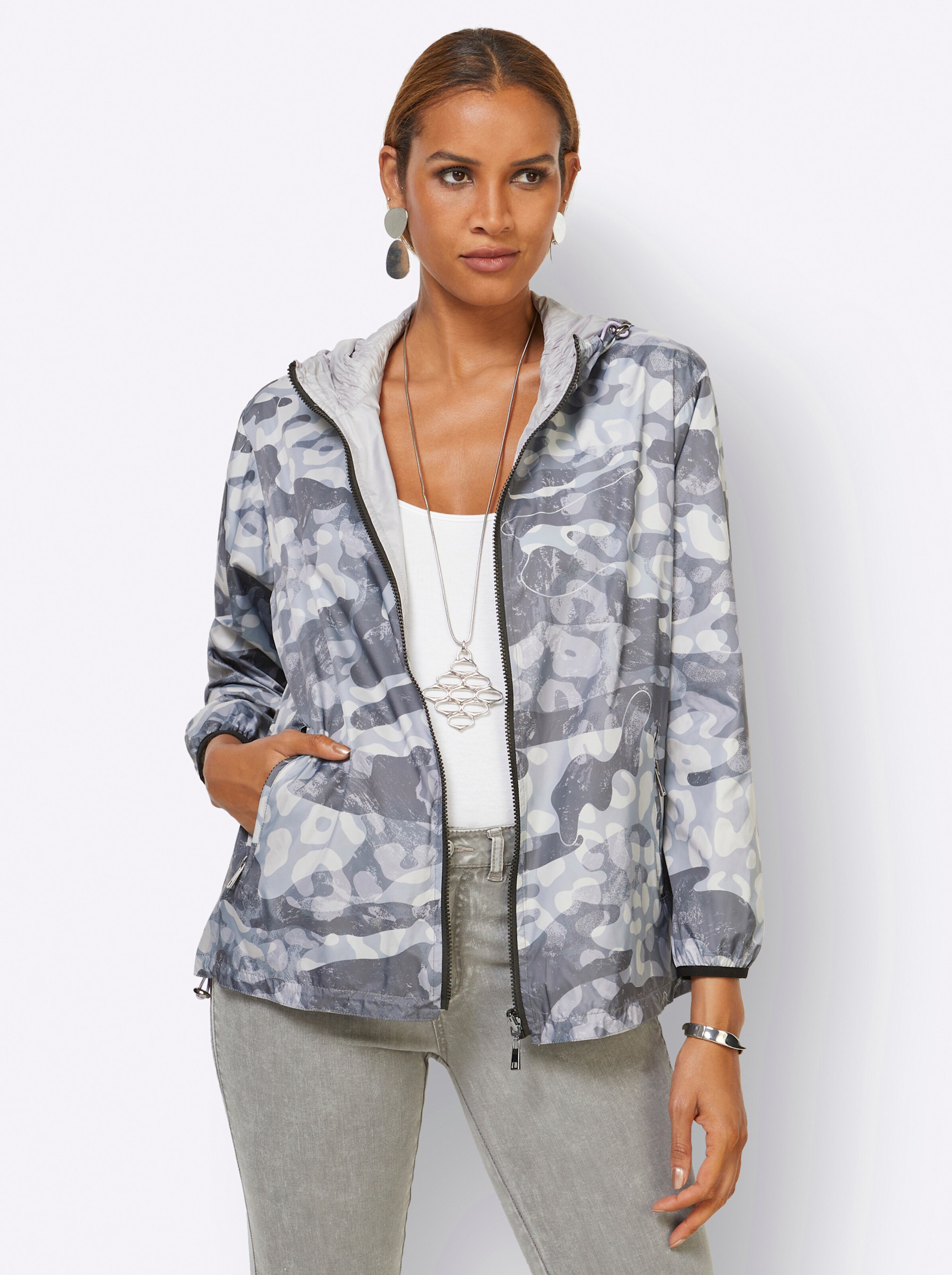 Wendejacke in grau-schwarz-bedruckt
