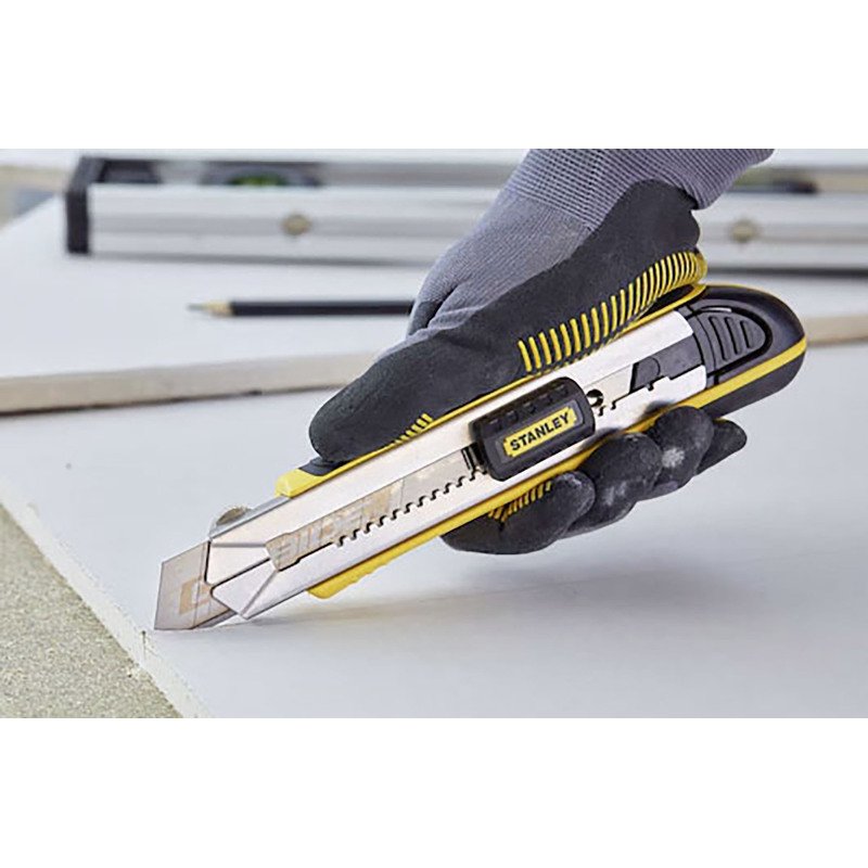 Cutter à cartouche STANLEY® FATMAX® 18 mm