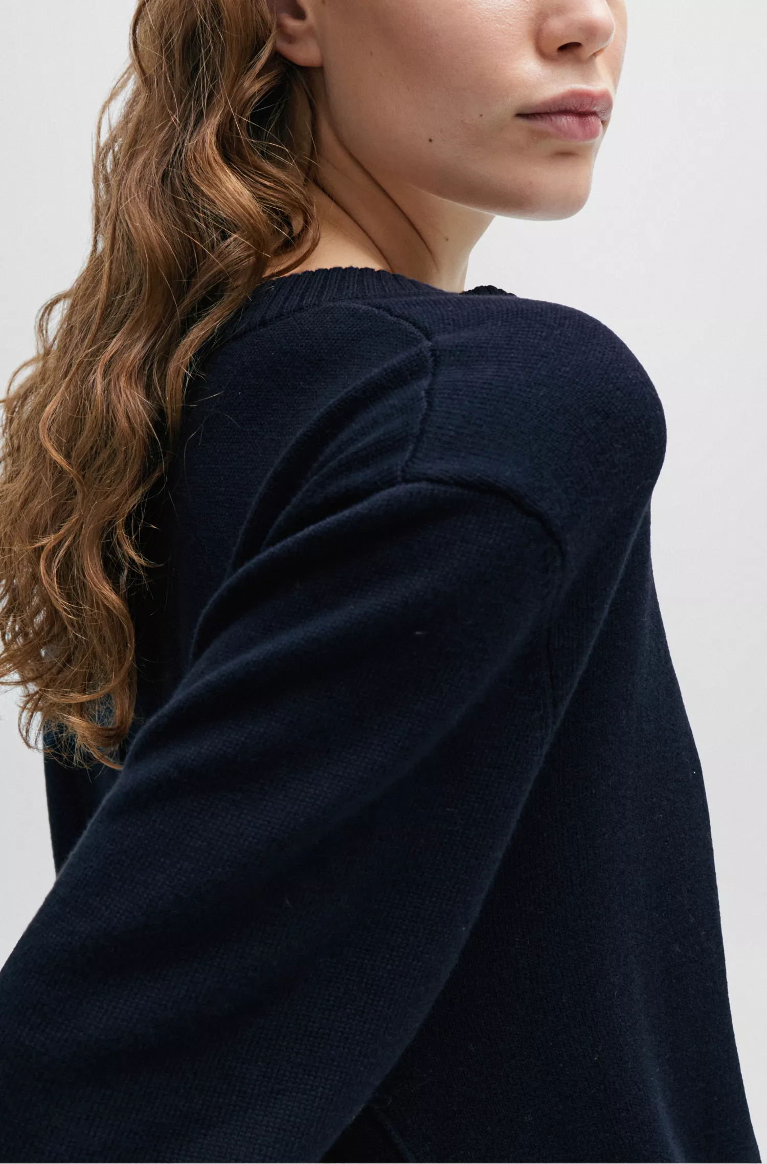 Vestido de malha oversized laranja da BOSS em algodão e lã virgem.