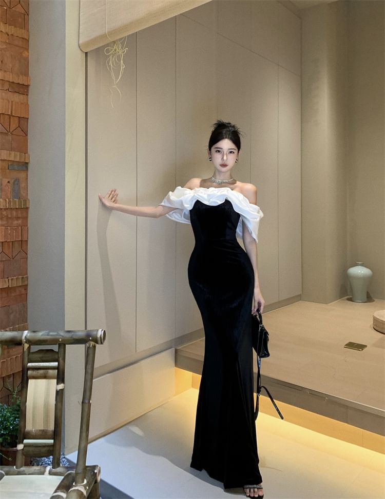 JIYON - Off-shoulder tweekleurige zeemeerminjurk met volantversiering en fluweel