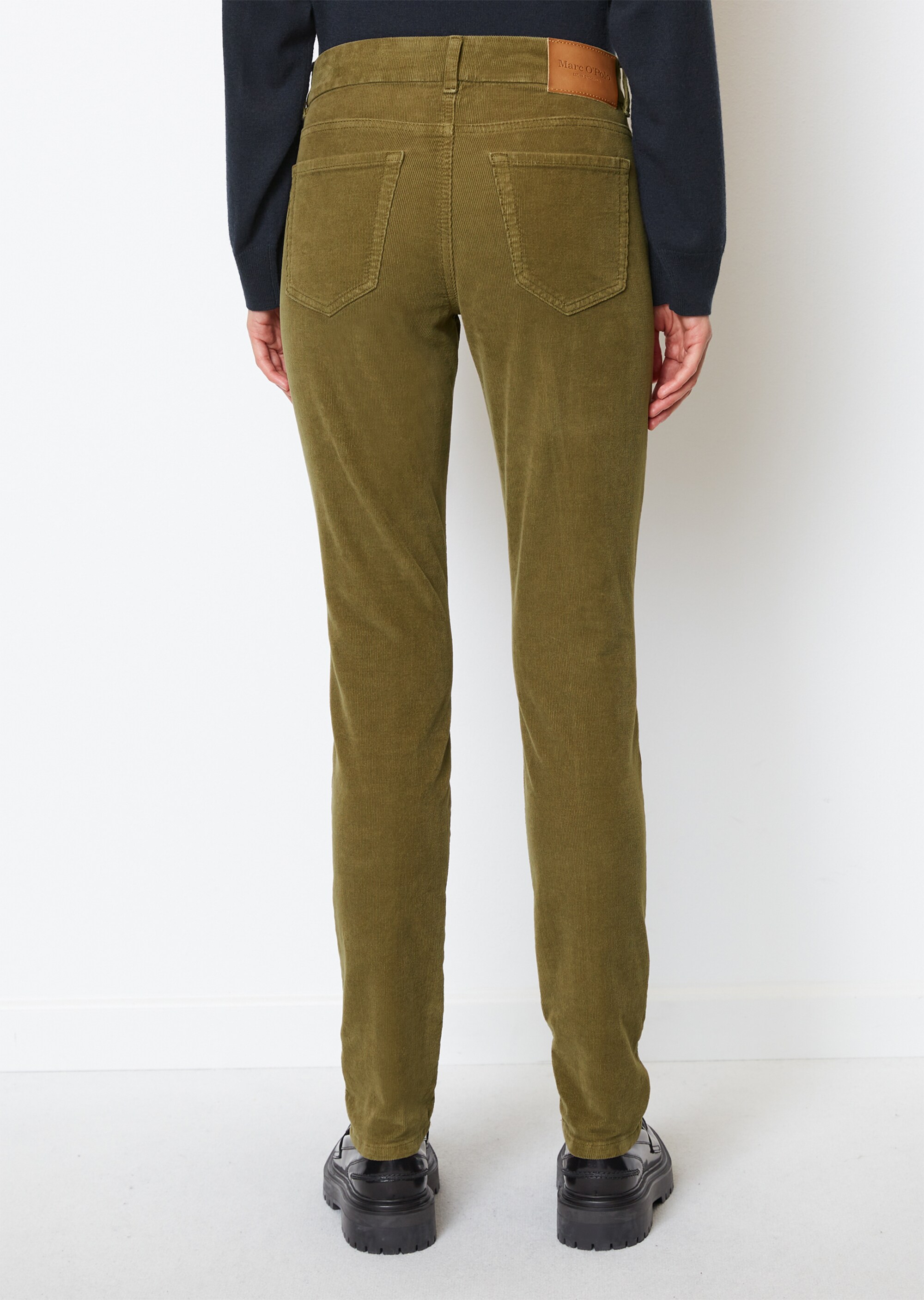 Cordhose Modell ALBY slim aus Organic Cotton-Stretch