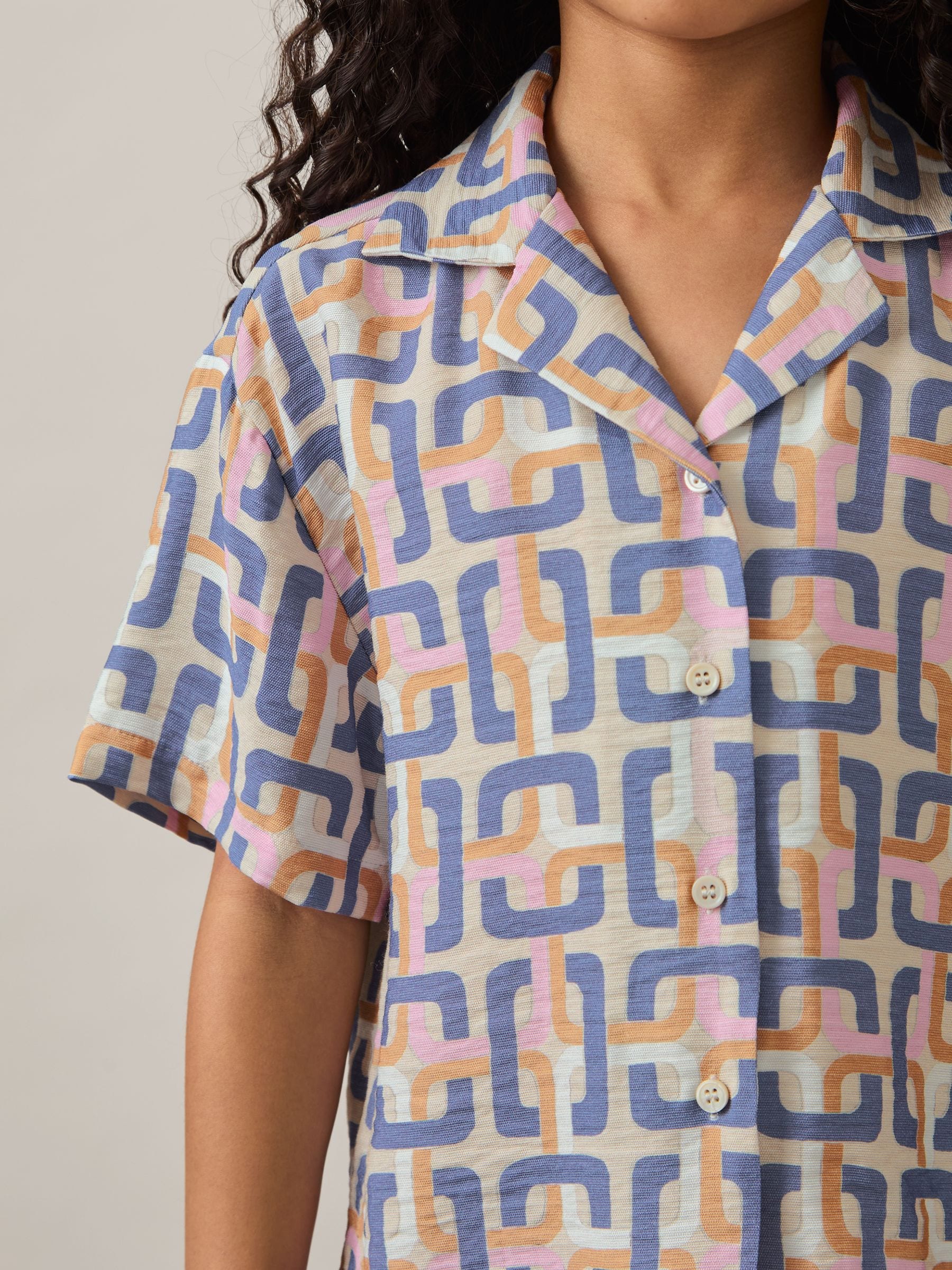 Reiss Eva Geometric Chain Print Shirt