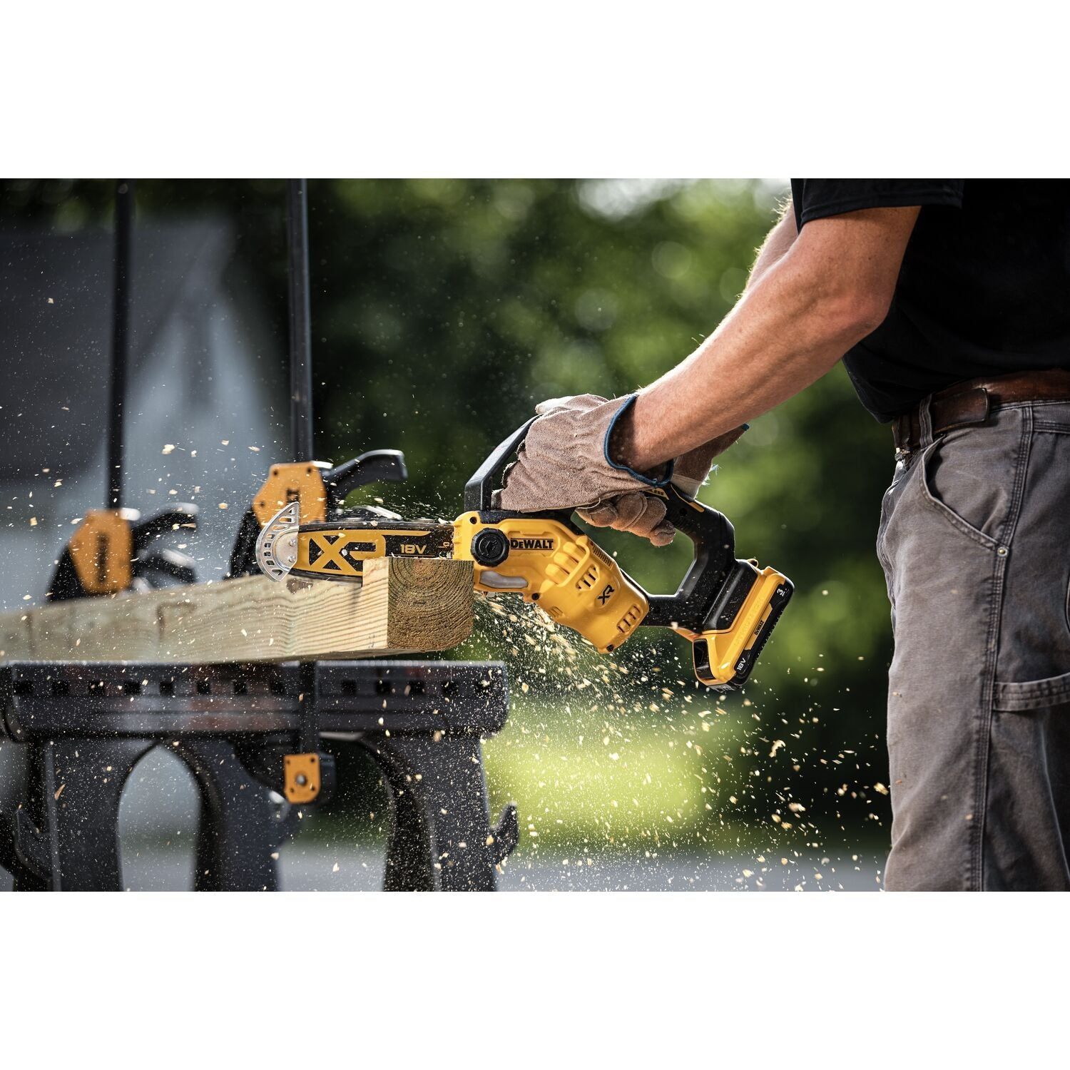 DeWALT DCMPS520N Accu snoeizaag 20cm 18V XR Basic Body